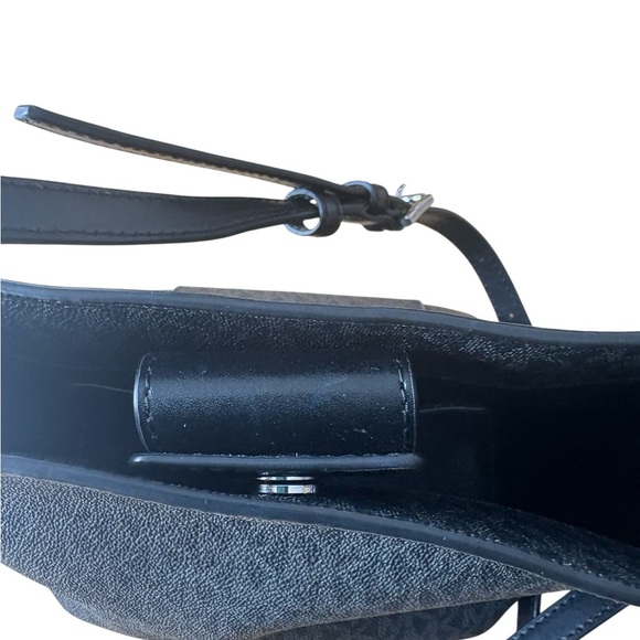 NWOT Michael Kors Charcoal Textured Crossbody - Picture 3 of 10